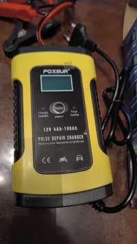 Foxsur зарядний пристрій для автомобіля