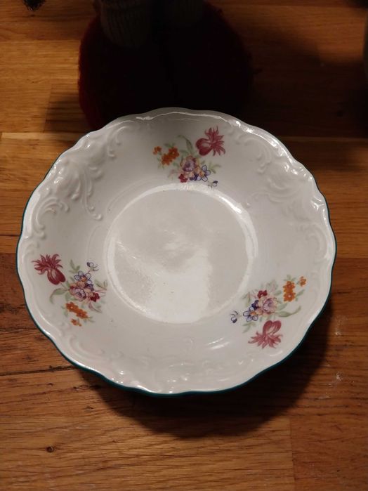 Zestaw talerzy głebokich