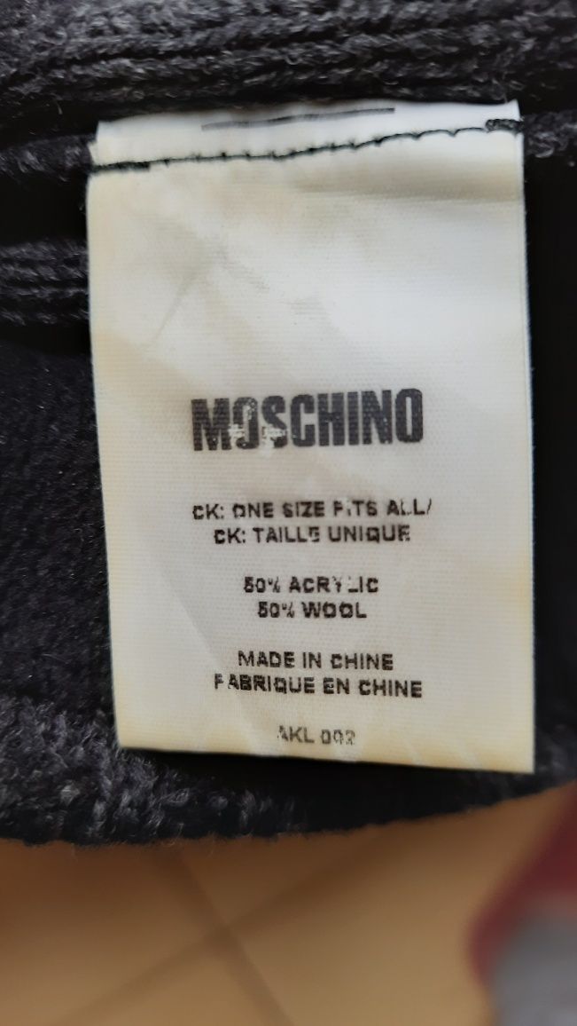 Шапка Moschinо, тёплая Москино