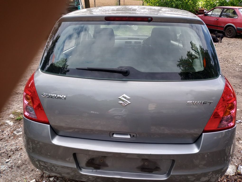 Klapa tył Suzuki Swift