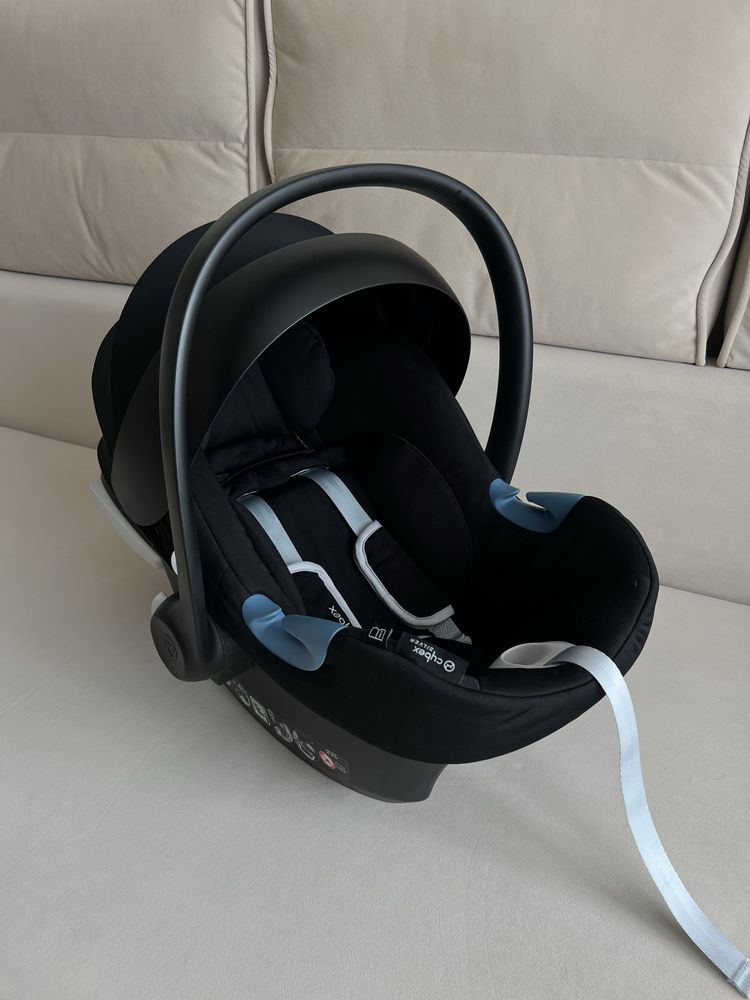 Автокрісло Cybex Atom B-Size