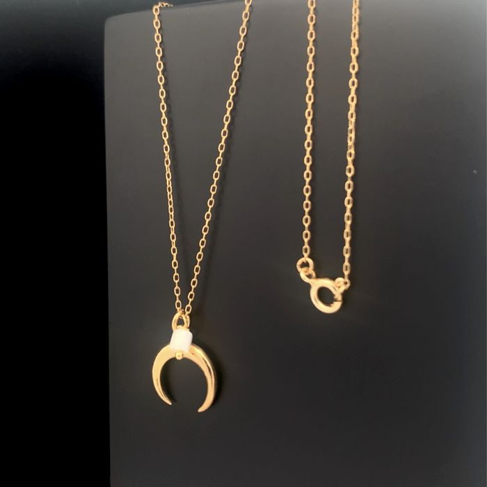 Pozłacany naszyjnik z półksiężycem i masą perłową - Srebro 925