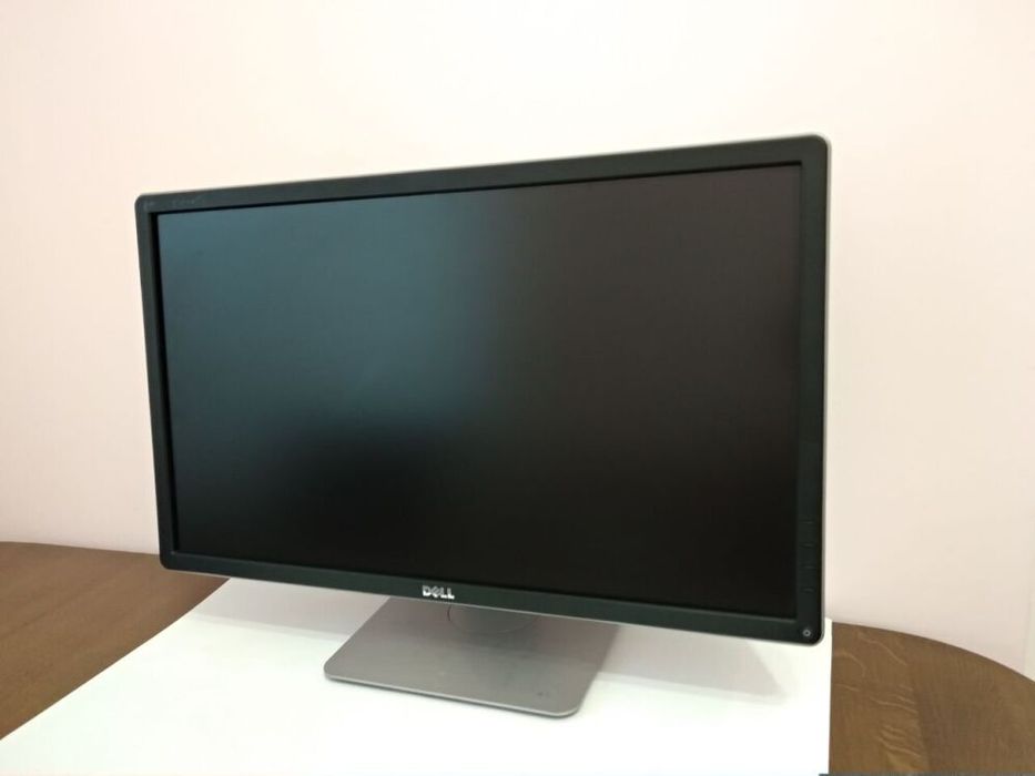 Монитор DELL24/ компьютер Lenovo ThinkCentre m720s  i5-8500 / 16 / 512