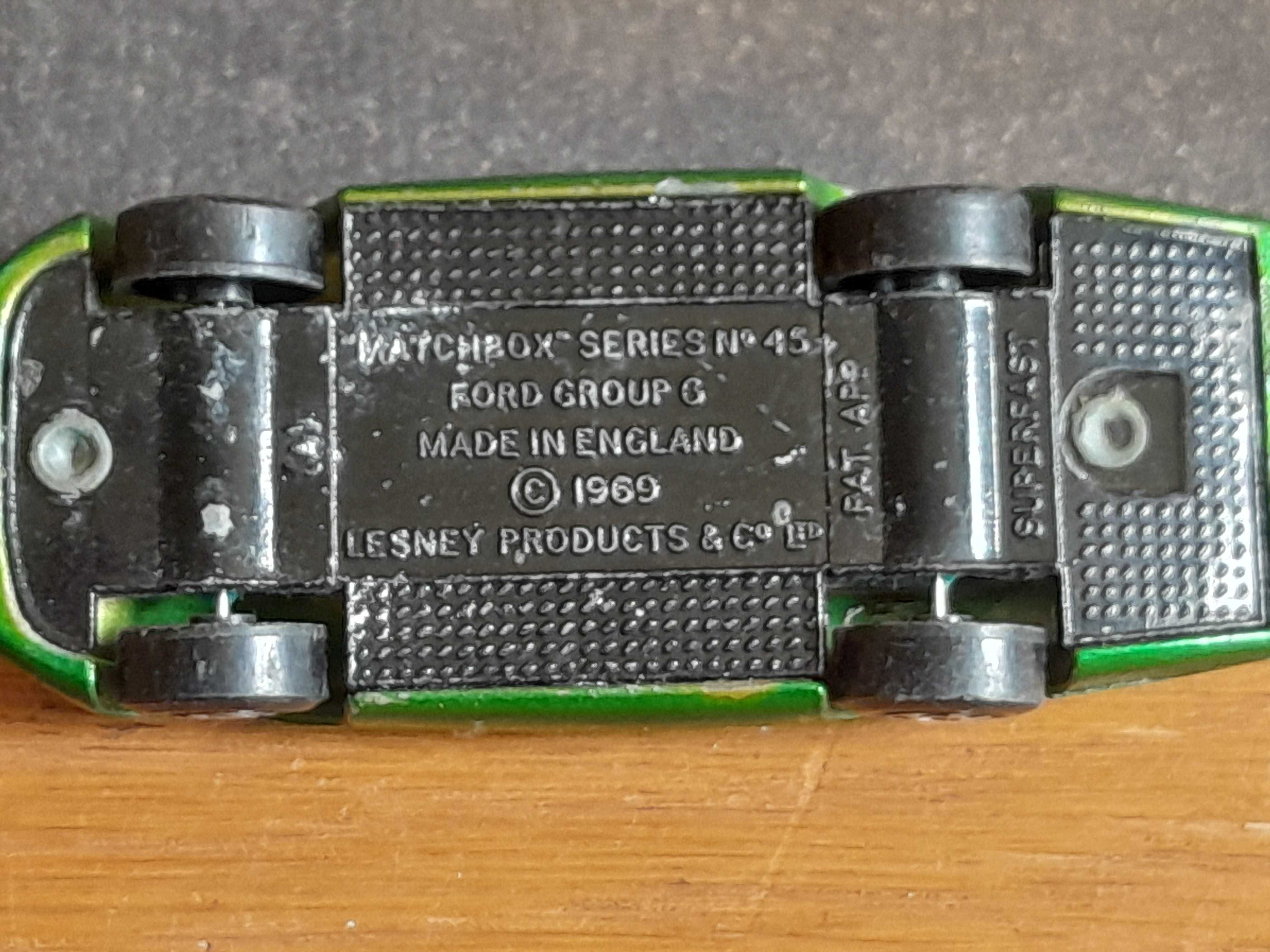 Stary Matchbox series No45 Ford Group 6 1969 resorak autko
