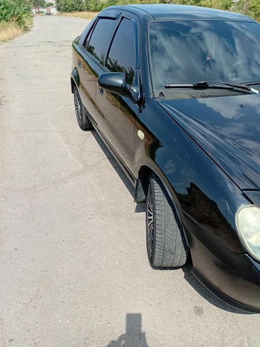 Легковой автомобиль Джили Ск