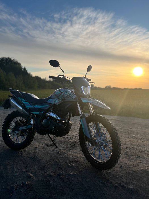 Продам Shineray CXR 250