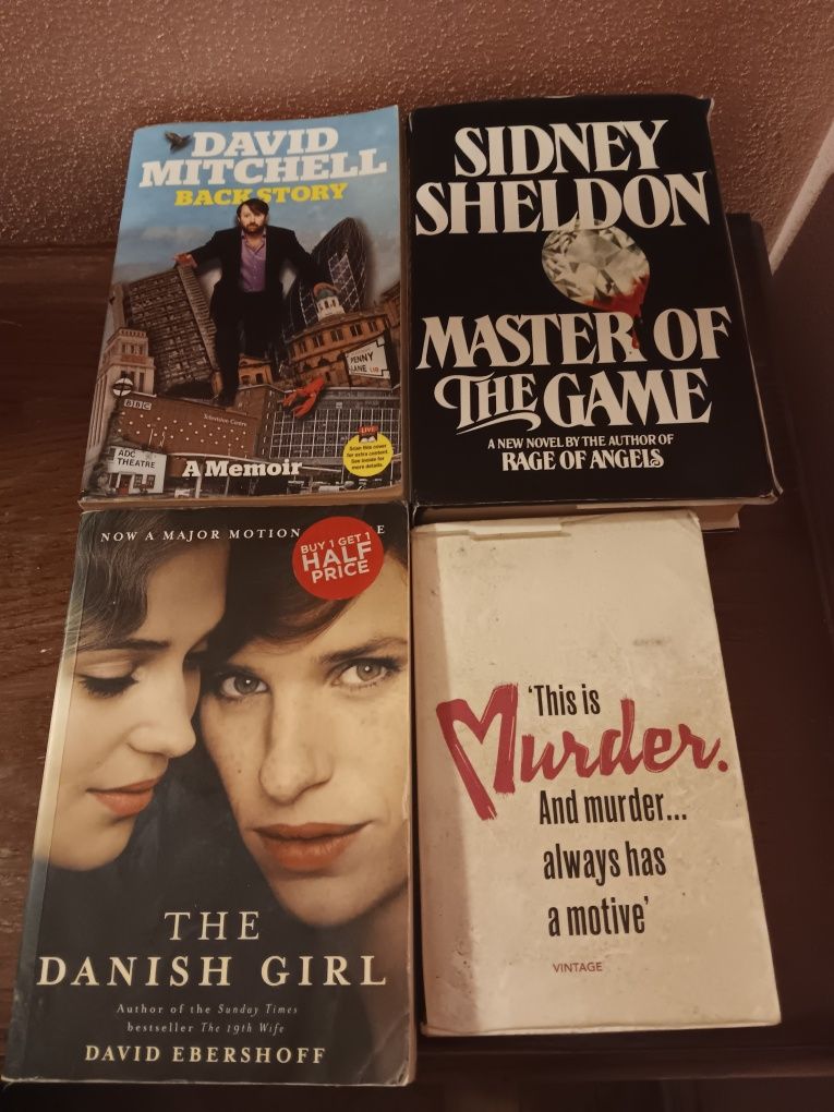 Livros ficção (preço total 15€)
