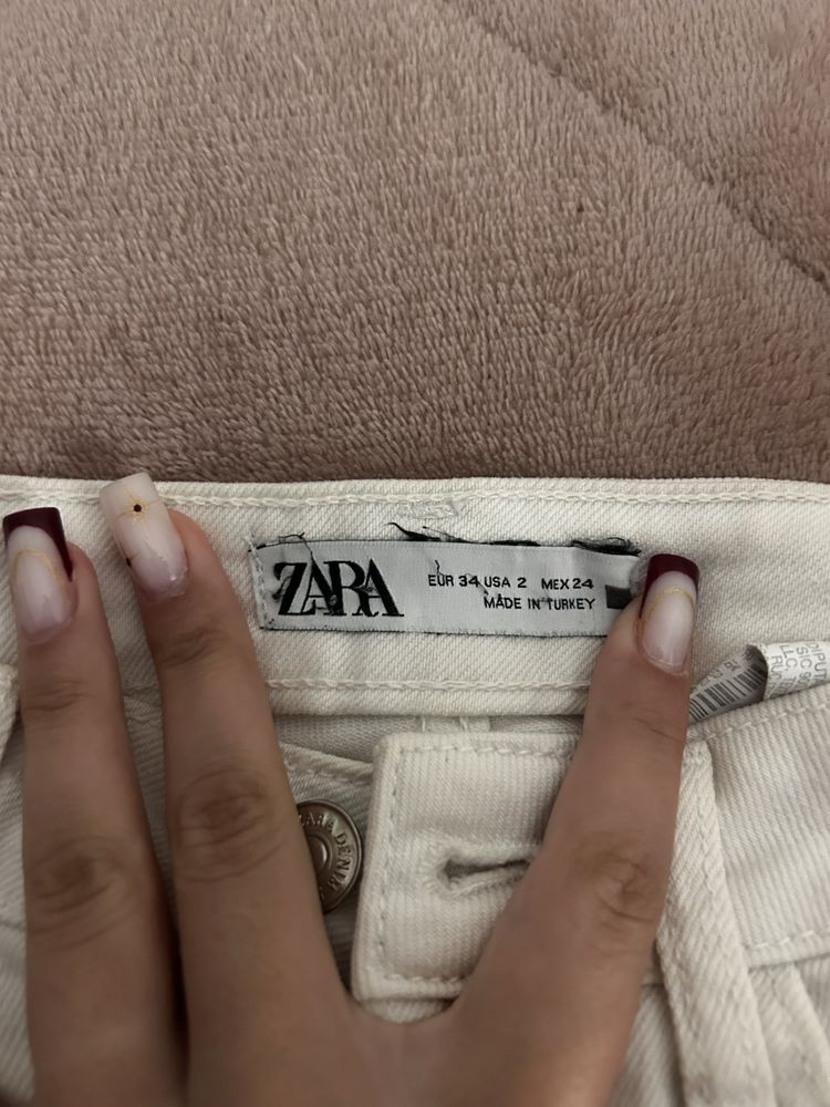 Calça branca zara