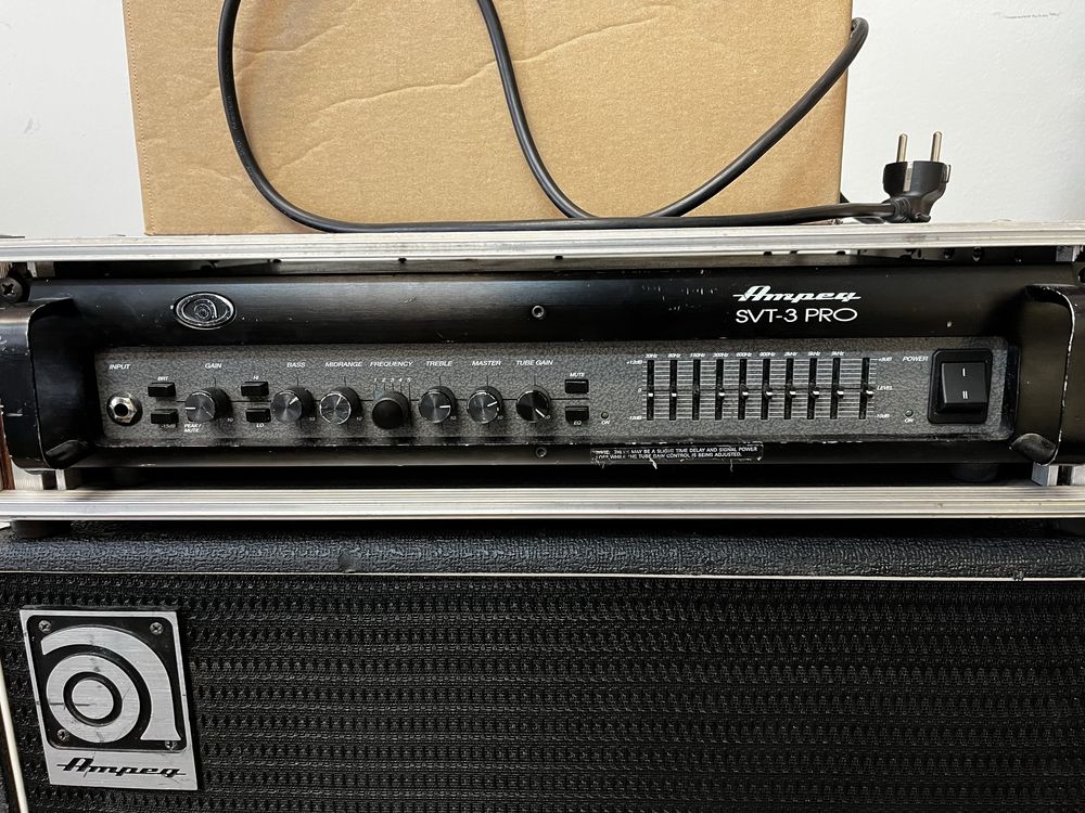 Ampeg SVT-3 PRO + CASE - wzmacniacz basowy head