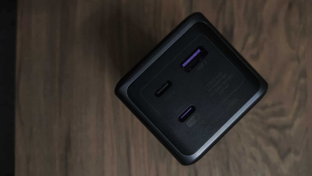 Powerbank UGREEN Nexode PB721, 20000 mAh 130 W – uszkodzony ekran