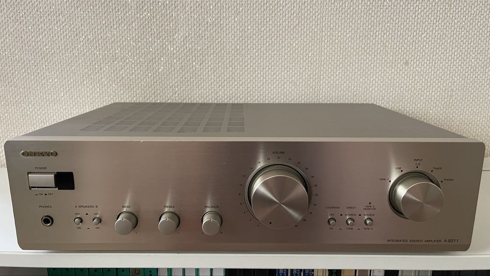 Onkyo integra A-9211,T-4711