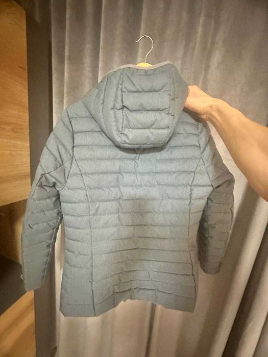 Демисезон куртка жіноча M-L