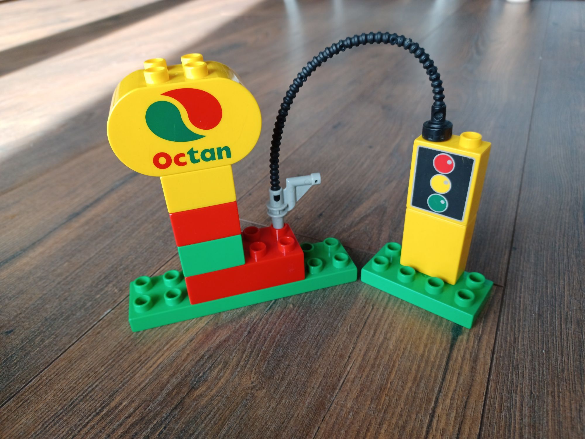 LEGO Duplo - kreatywne autka