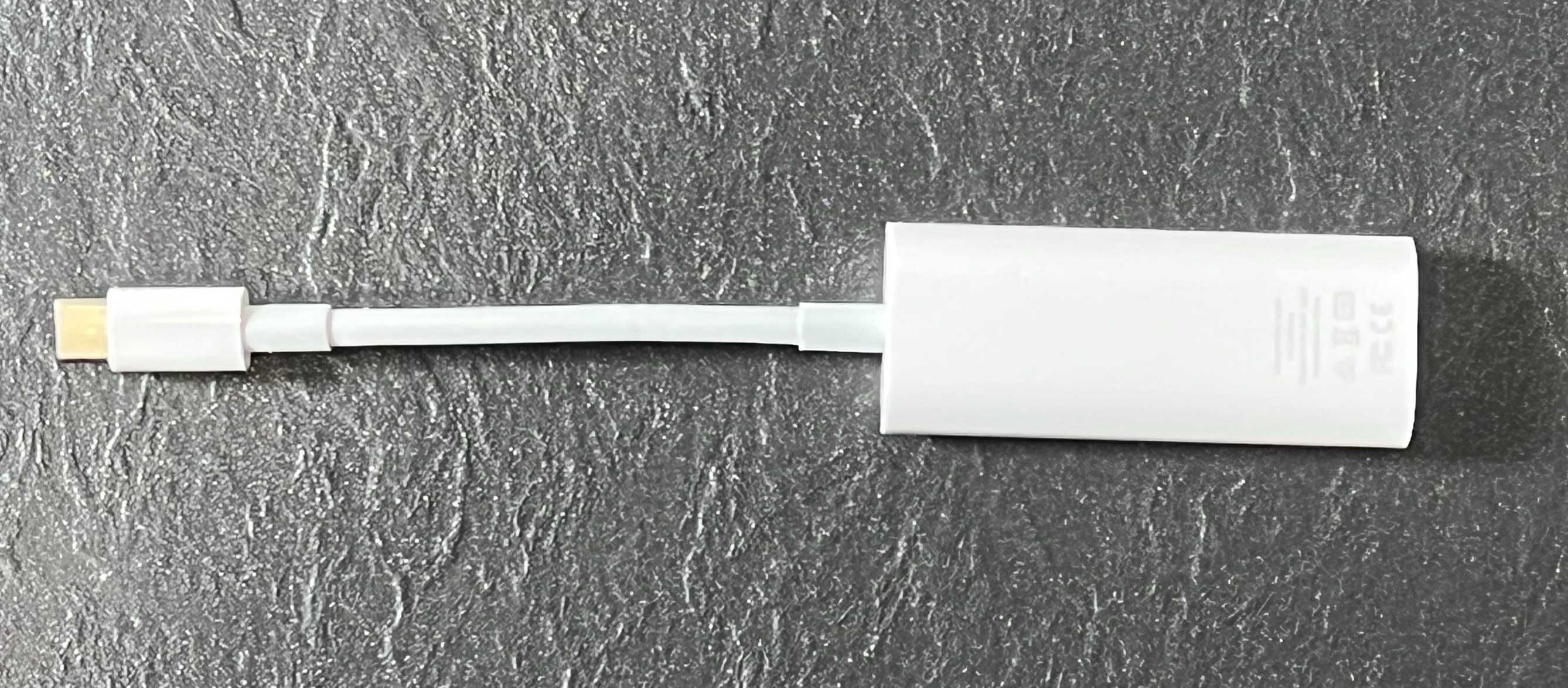 Apple przejściówka z portu Thunderbolt 3 USB-C na Thunderbolt 2