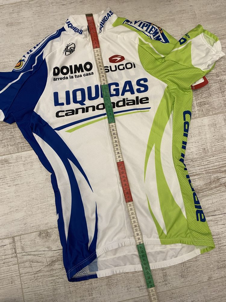 Koszulka + spodenki rowerowe Cannondale Liquidas Sugoi - rozmiar S