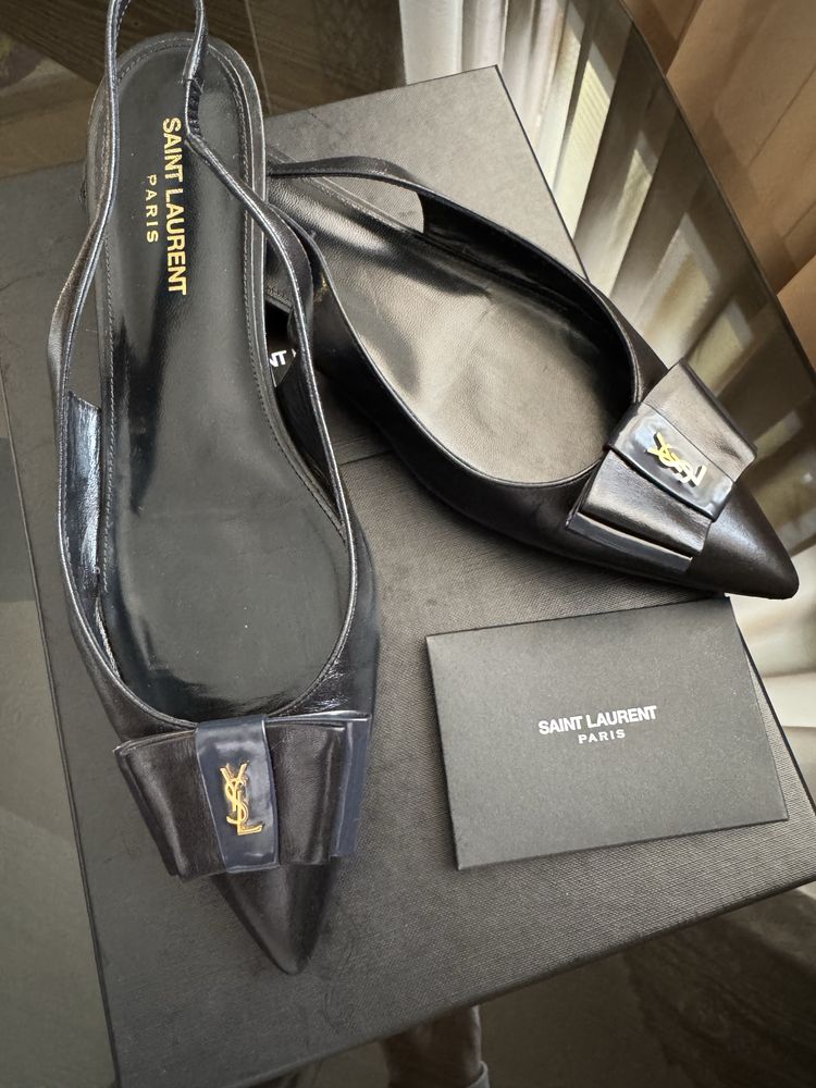 Взуття жіноче Saint Laurent