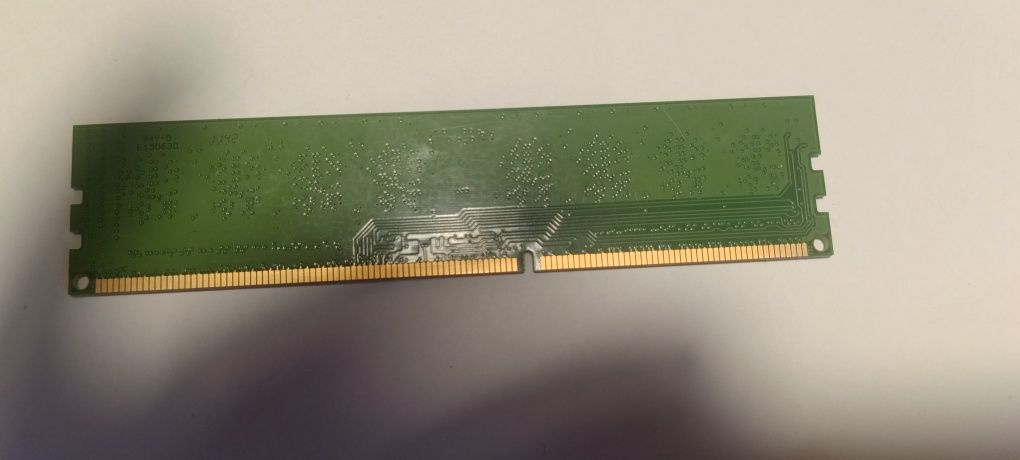Оперативна пам'ять на 2 gb