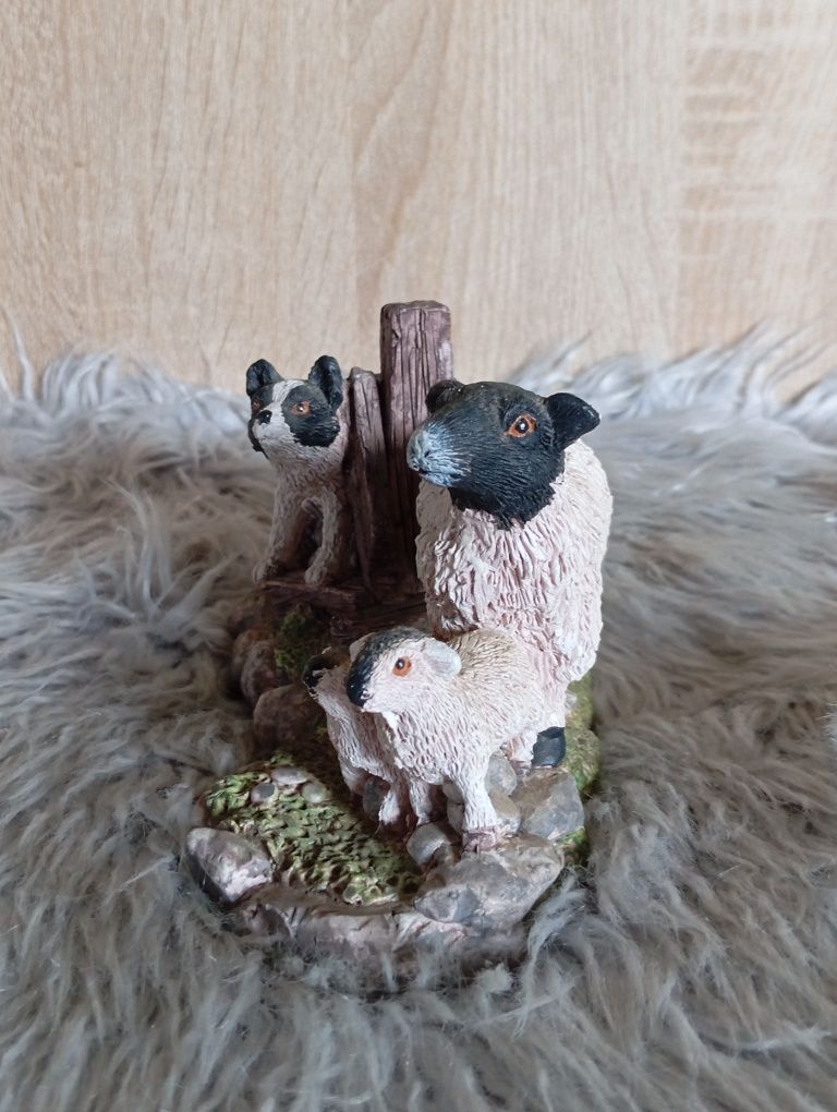 Figurka owiec Swaledale z serii Border Fine Arts.