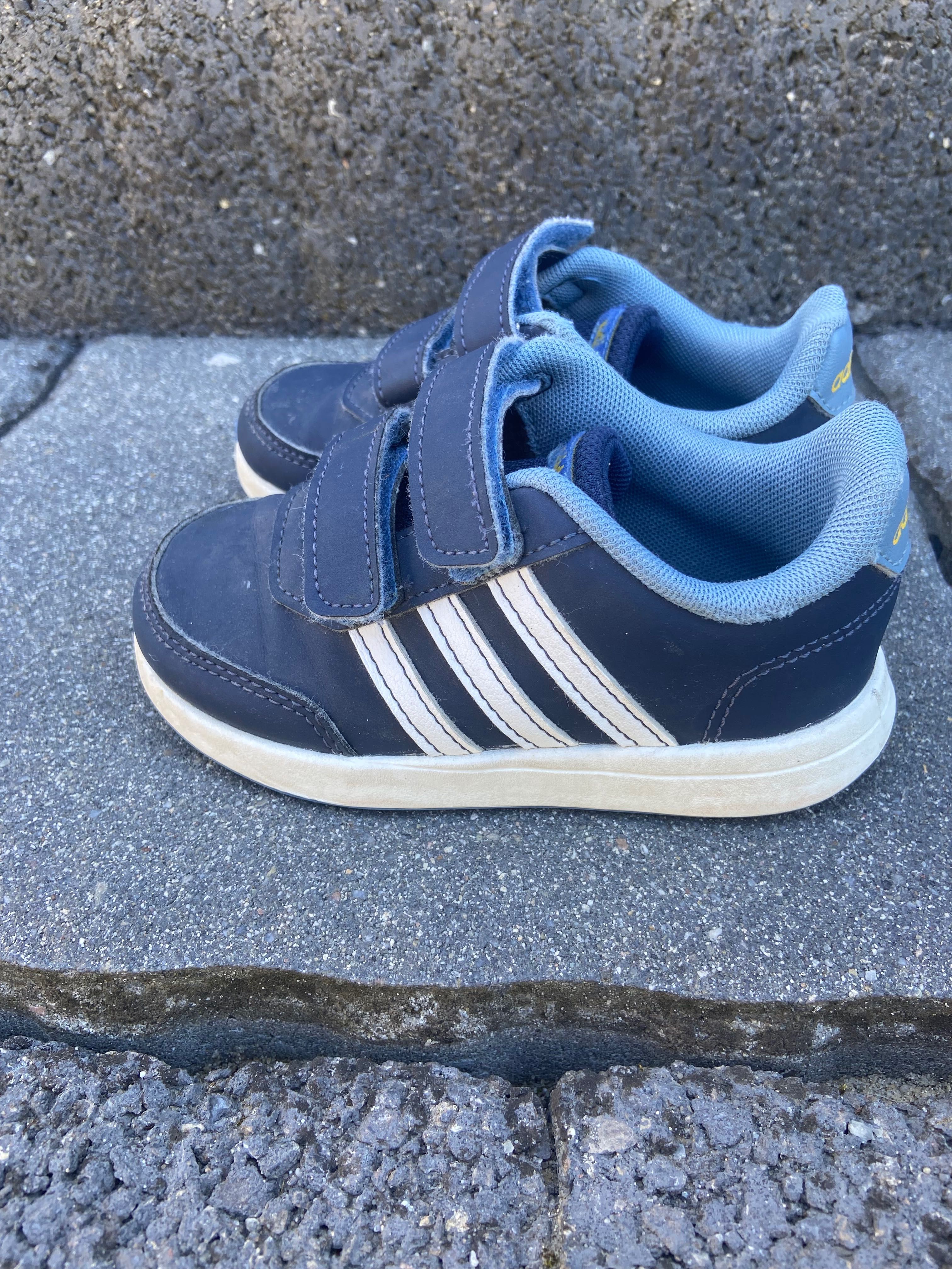 Buty adidas 24 b.dobry