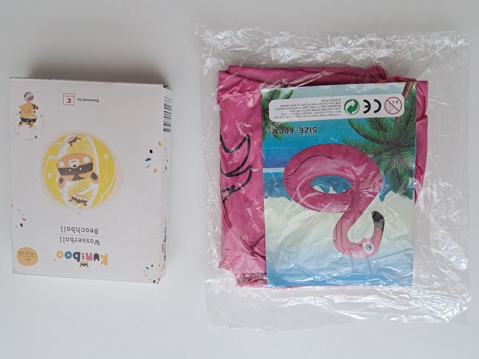 Koło flaming do pływania i piłka plażowa