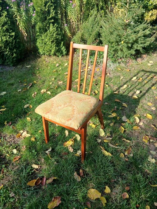 Крісло дерев'яне м'яке