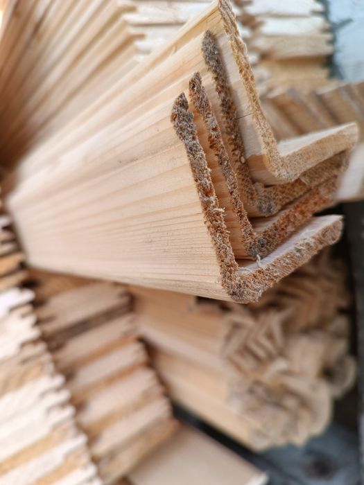 Дерев'яна вагонка , підлогова дошка