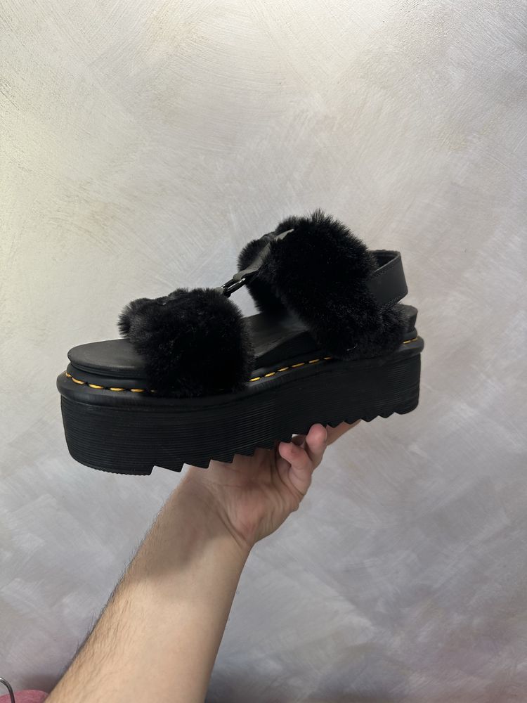Dr Martens Francis Fluffy босоніжки нові оригінал тапочки сандалі
