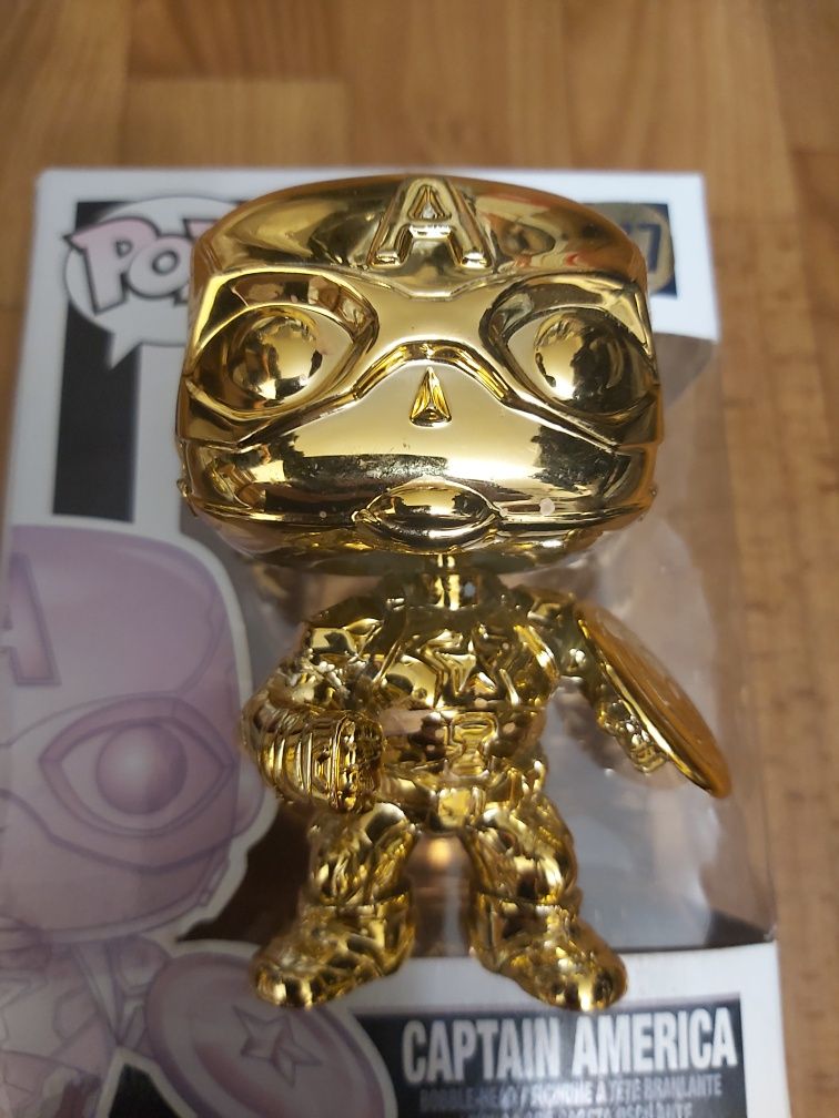 Золотые фигурки Funko Pop Marvel
