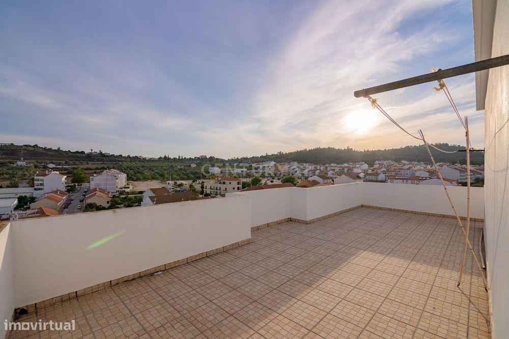 Não Perca Esta Grande Oportunidade! Apartamento T0 Completamente Remod