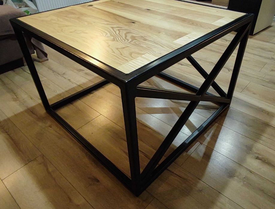 Sprzedam stolik kawowy