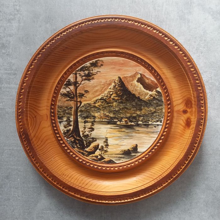 Talerz drewno reczna robota D= 34cm.