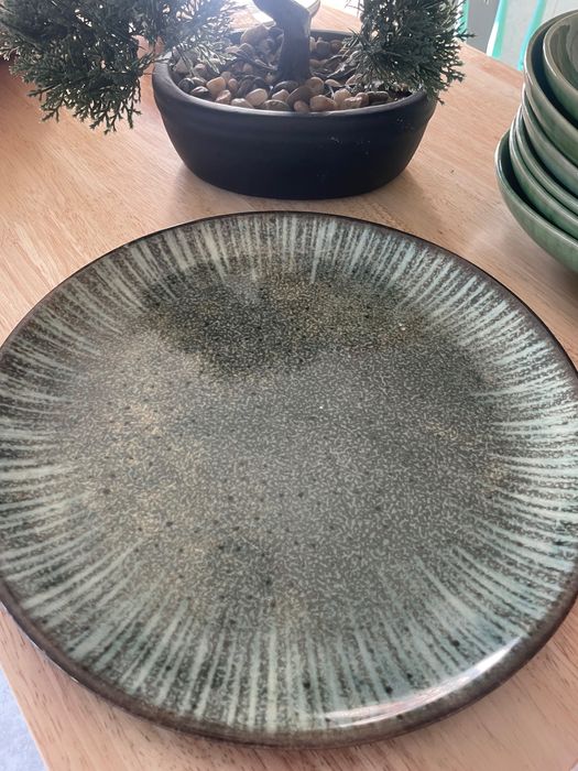 Pratos cerâmica novos