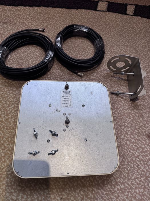 Антена 4G LTE MIMO Energy 1700-2700 MHz 2*15 dB TS9 з кабелем