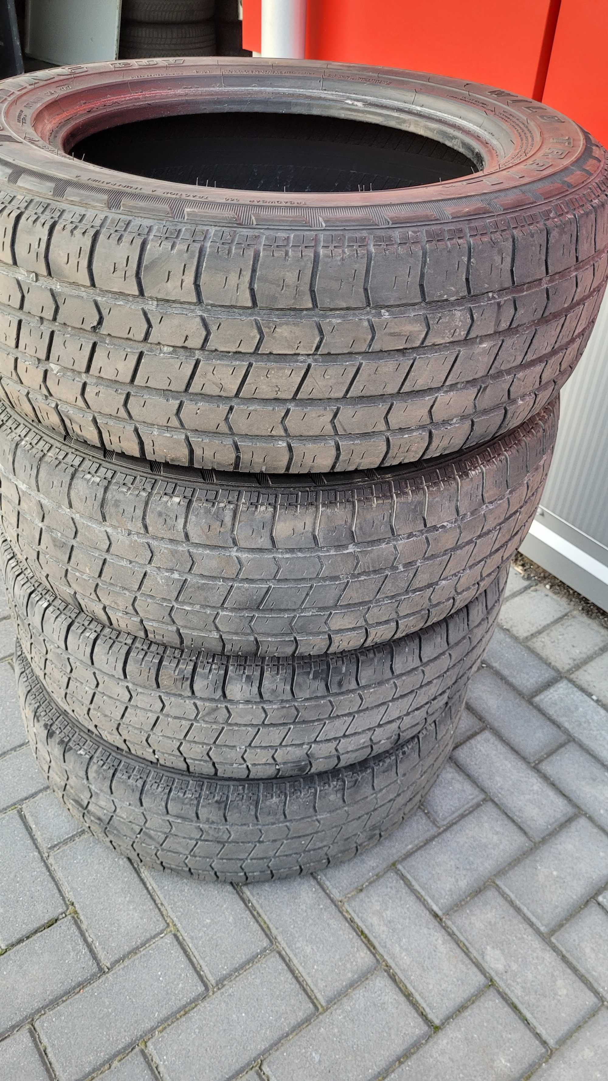 Opony Wild Trail Touring 235/65R17 całoroczne. Cena za kpl.