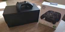 Xbox Series X 1TB + nowa ładowarka do padów