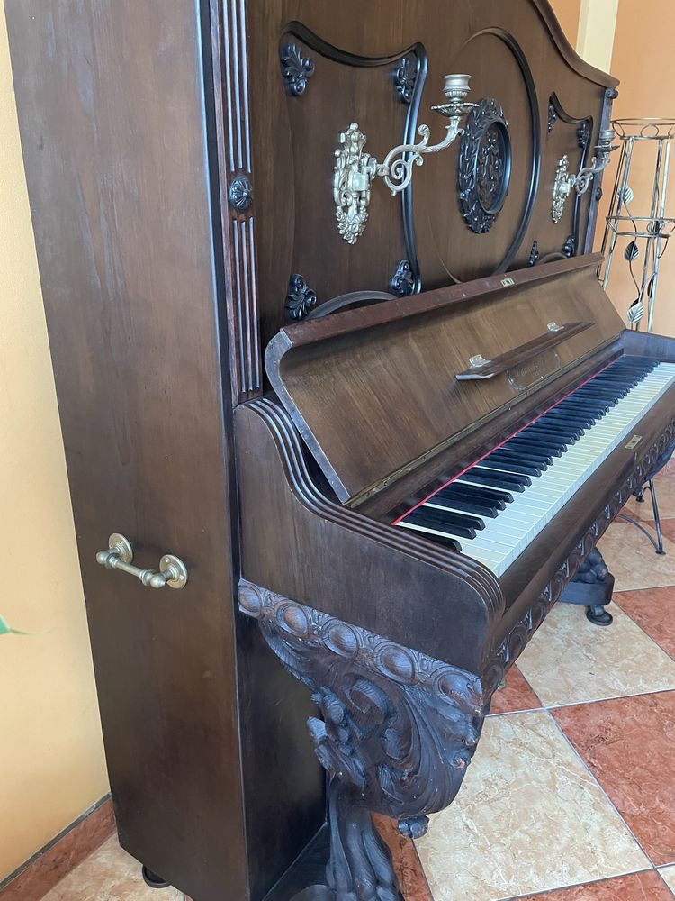 Pianino antyk Edward Seiler