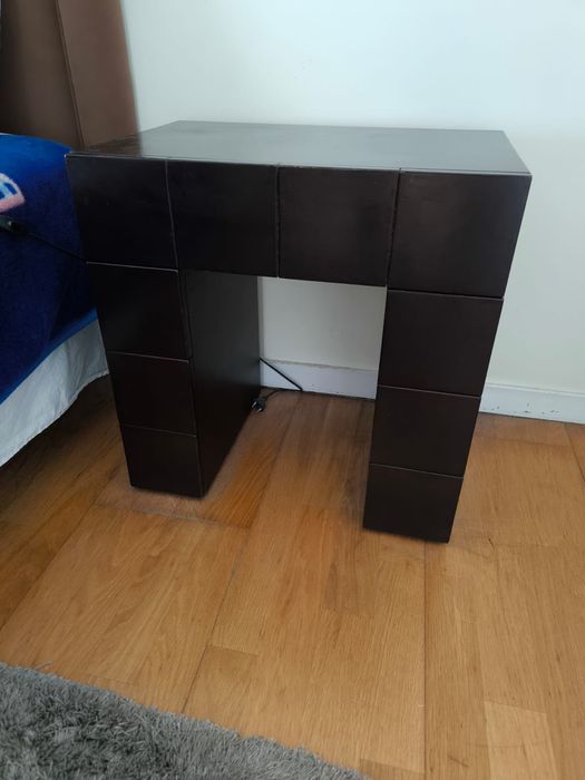 Conjunto de cama + mesas de cabeceira + comoda