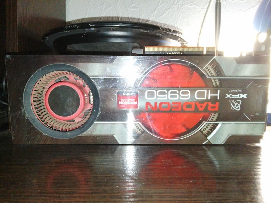 XFX AMD Radeon HD 6950