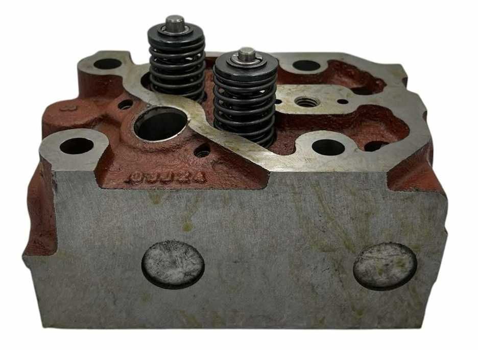 URSUS C-360 głowica silnika kompletna z zaworami NOWA