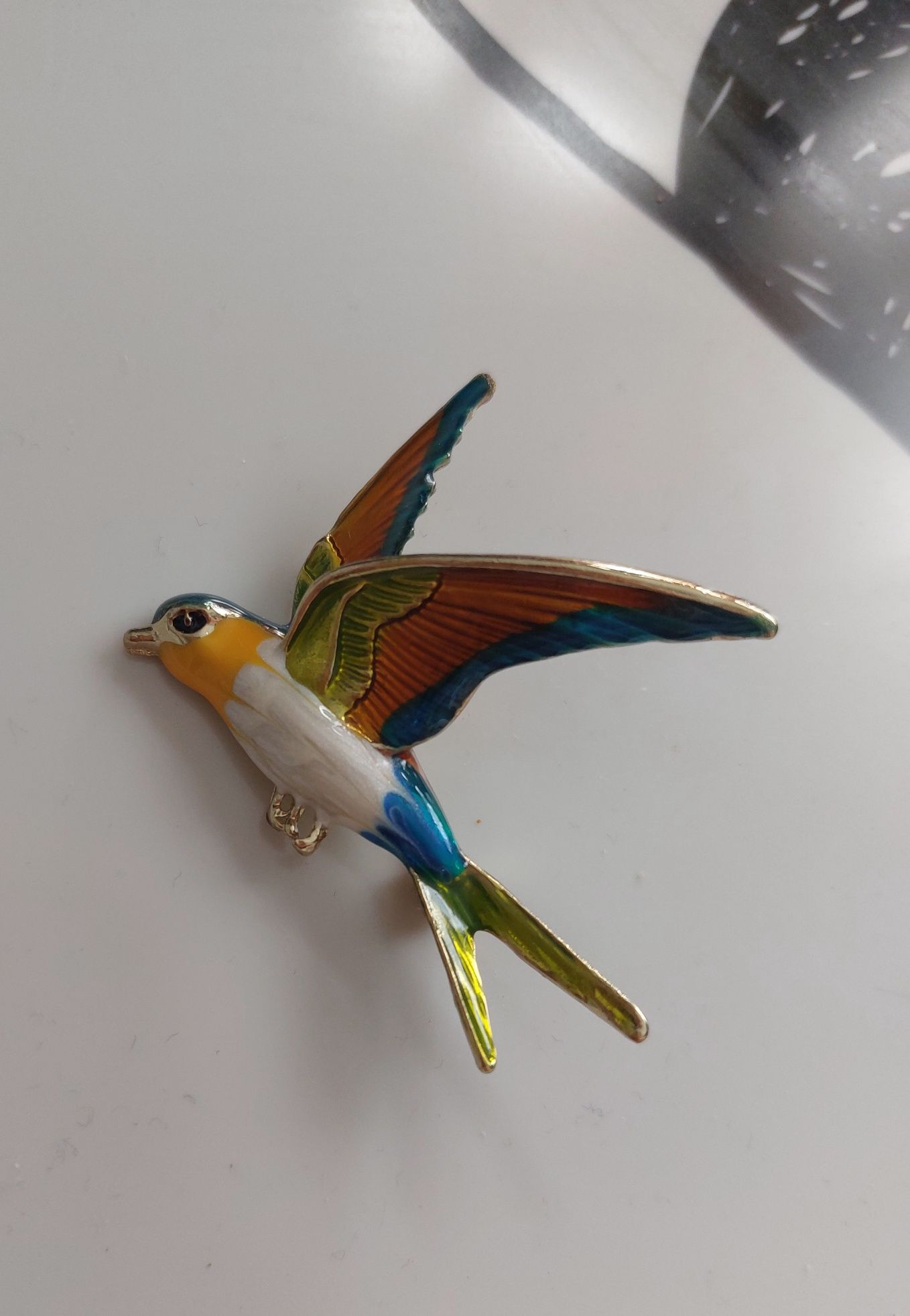 Nowa broszka jaskółka ptak koliber wiosna