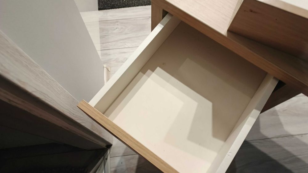 Sprzedam biurko Ikea