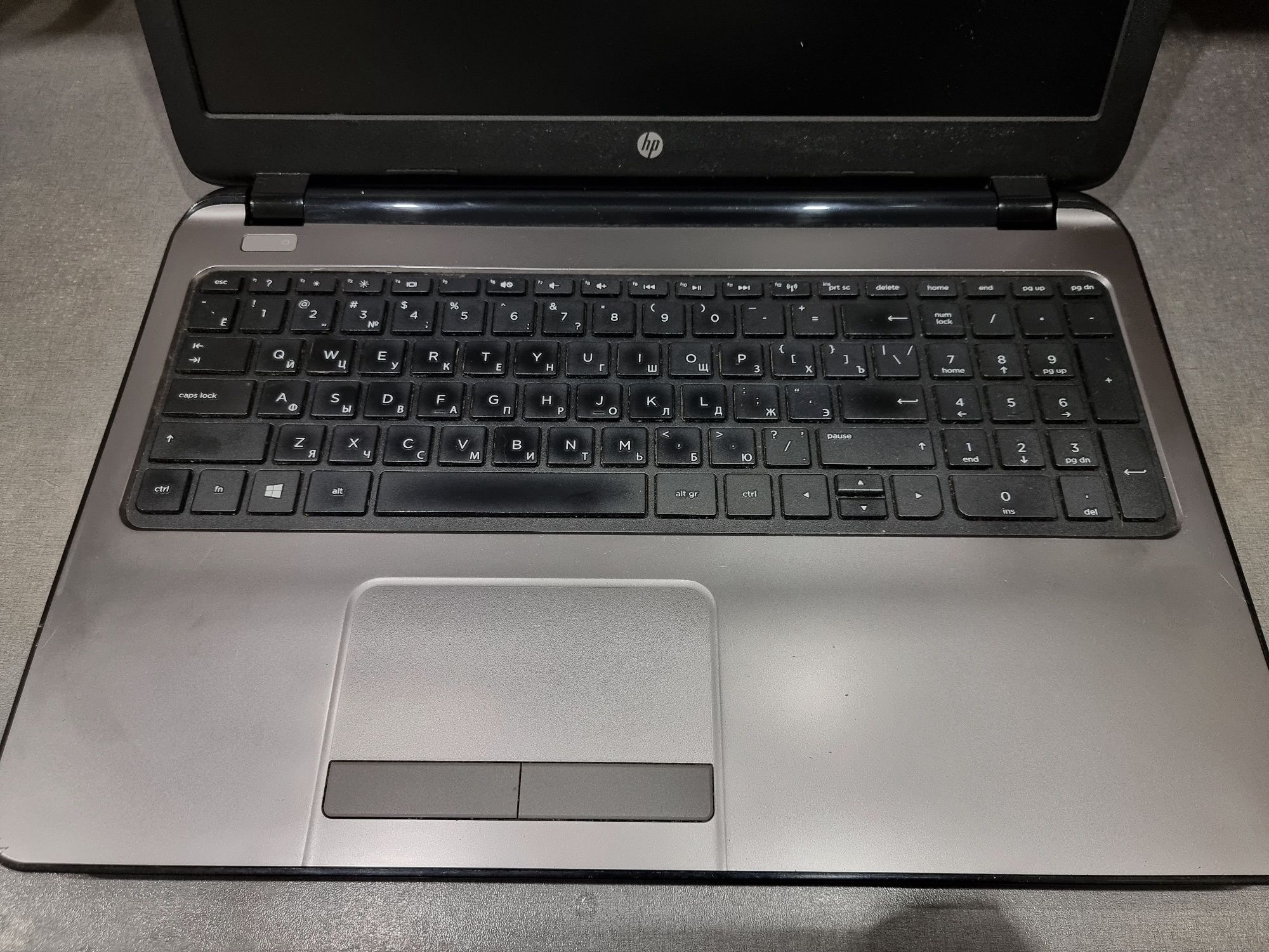 HP 15-g008sr AMD A8-6410