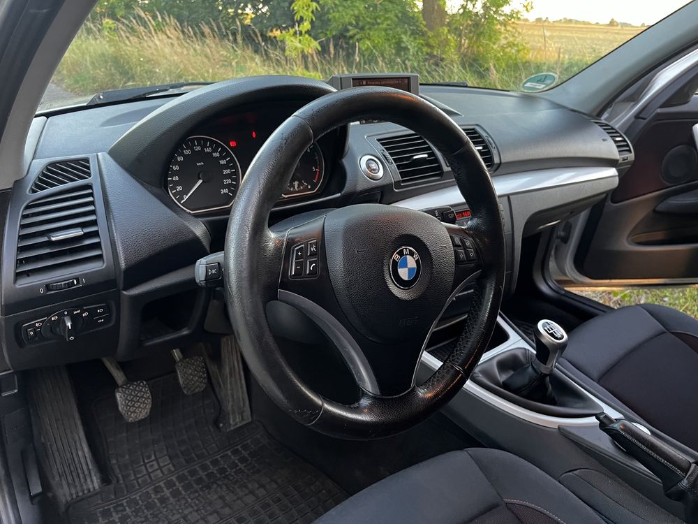BMW seria 1 118d 2.0 143km poliftowe koniec roku 2007r 5 drzwi zadbany