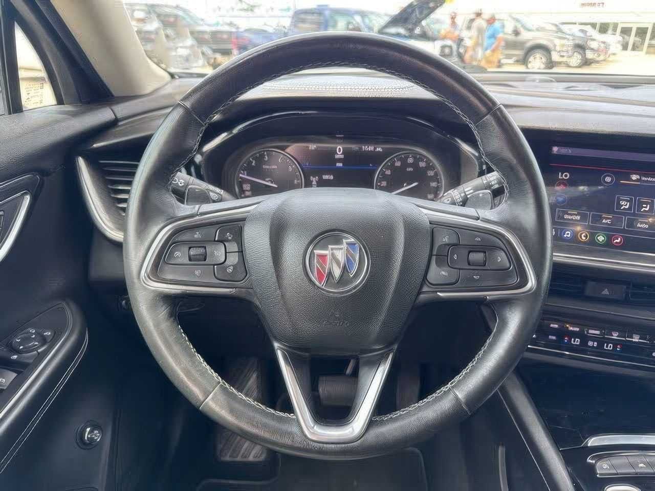 Buick	ENVISION		 	2021