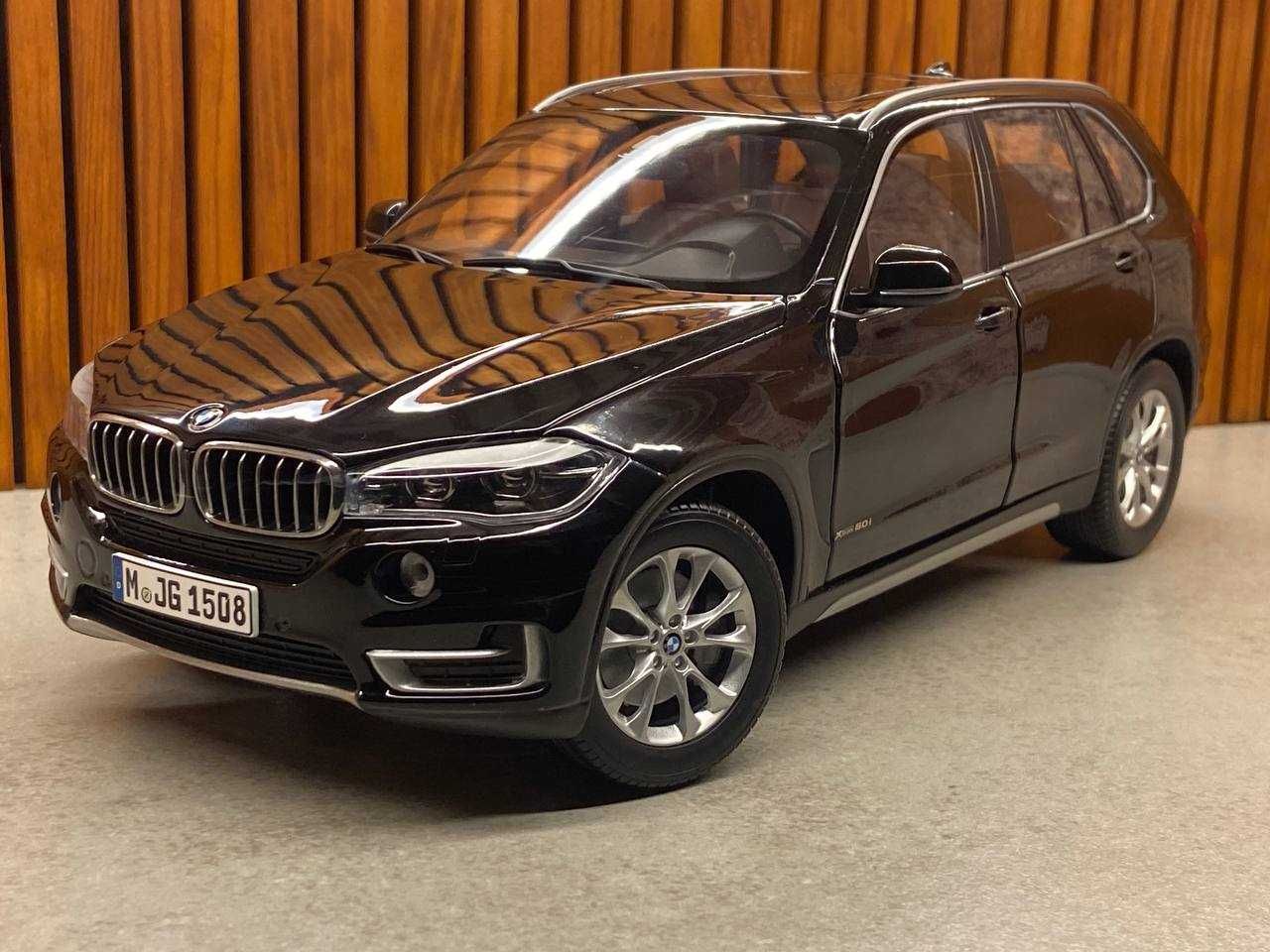 BMW X5 (F15) Модель авто 1:18 Paragon