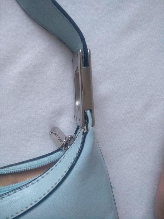 Кожаная сумка кроссбоди David Jones через плечо номерная голубая седло