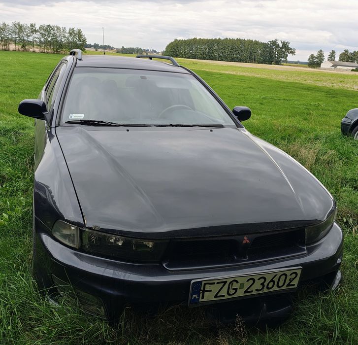 Mitsubishi Avance 2.5 manual części silnik pół oś skóra fotele drzwi