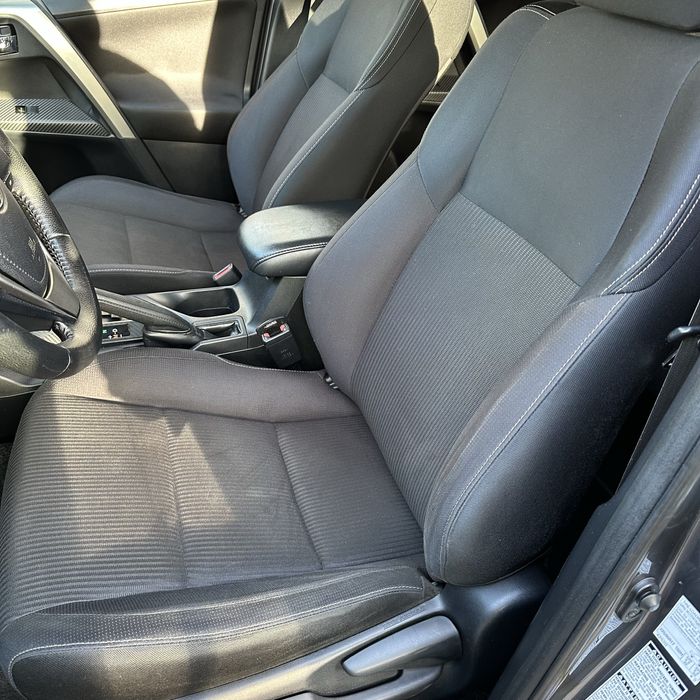 Toyota rav4  2013 года