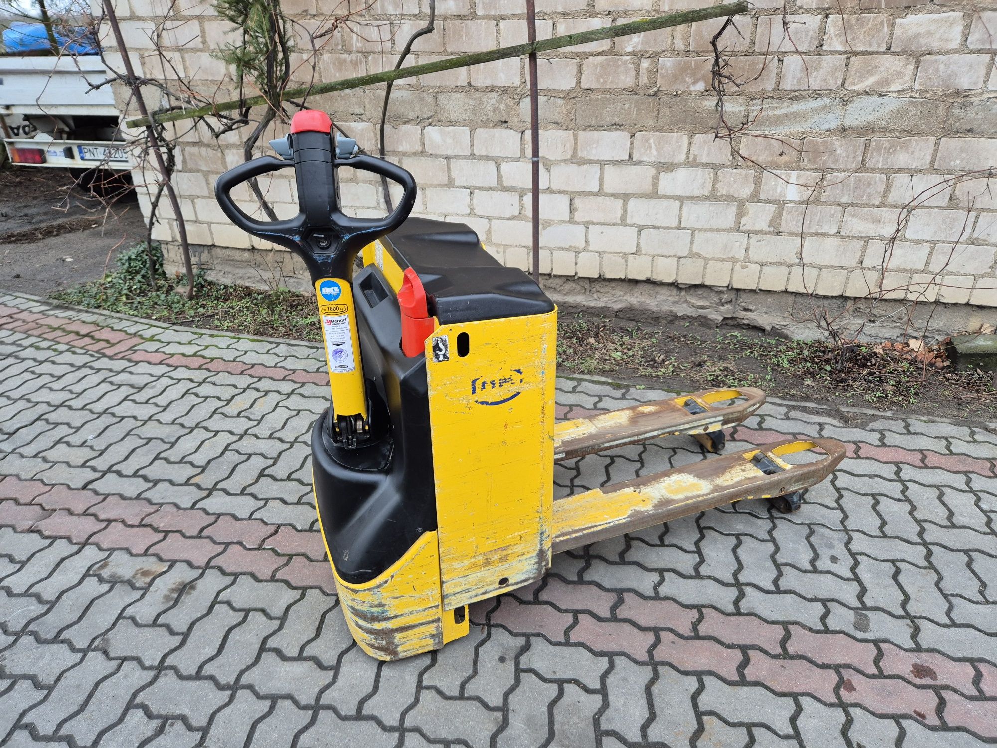Paleciak elektryczny OM.  Linde Still  Jungheinrich Yale