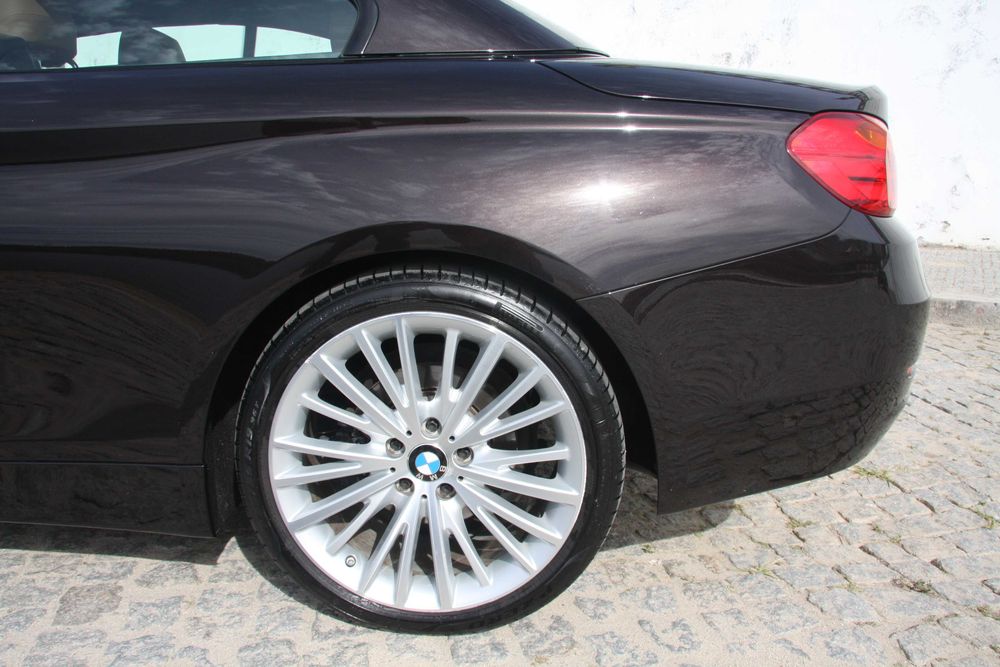 BMW 420 CABRIO - dx drive line Luxury Auto
27.990 €
Negociável